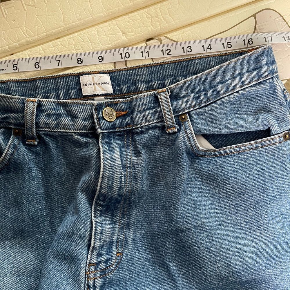 Vintage Calvin Klein shorts - Picture 5 of 6